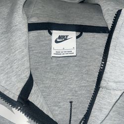 Nike Tech 