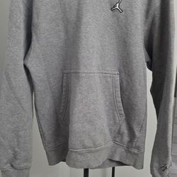 Men’s grey air Jordan hoodie. Good condition signature left sleeve near wrist SzM