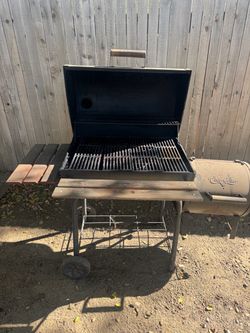 Smokin' Champ Charcoal Grill Offset Smoker in Black with Charcoal Tray and Dual Damper Controls