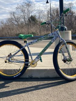 Beast mode Money Lynch 27.5” Looking For A Dirt Bike or any other offers