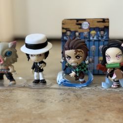 Demon Slayer figurines Set