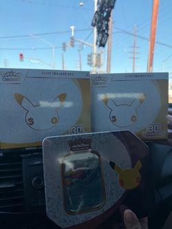 Pokémon TCG 30th Celebration Elite Trainer Box