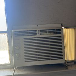 AC window Unit 