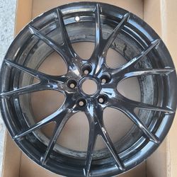 Tesla 19 inches rims