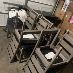 Broken Table With Some Chairs, Maybe Be Able To Fix $20. Come Pick It Up.