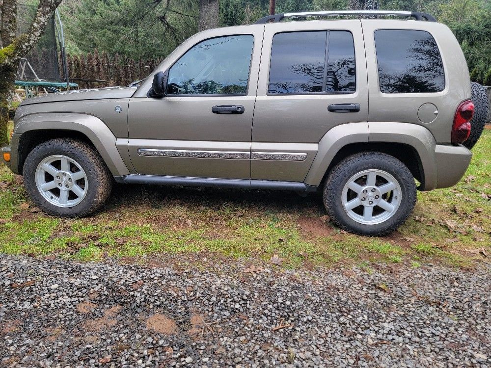 Jeep Liberty 06 Limited