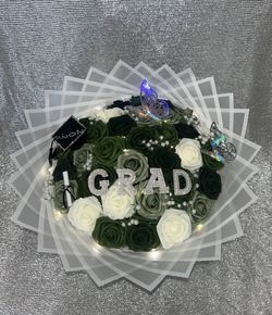 Green Graduation 2026 Bouquet