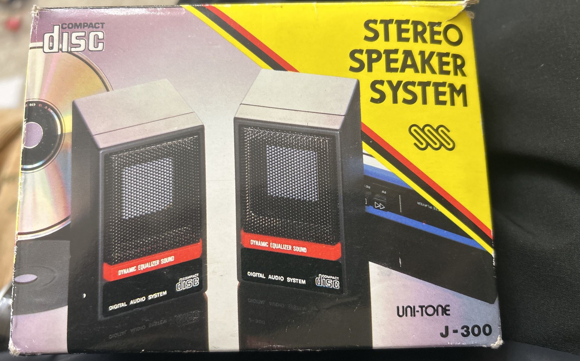 vintage Uni-tone J-300 stereo speaker system