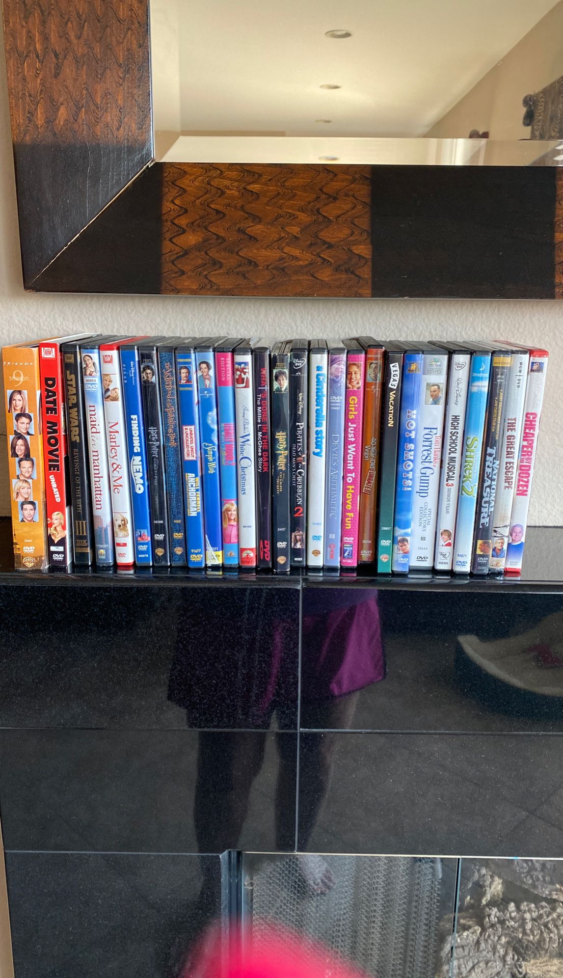 Assorted dvds