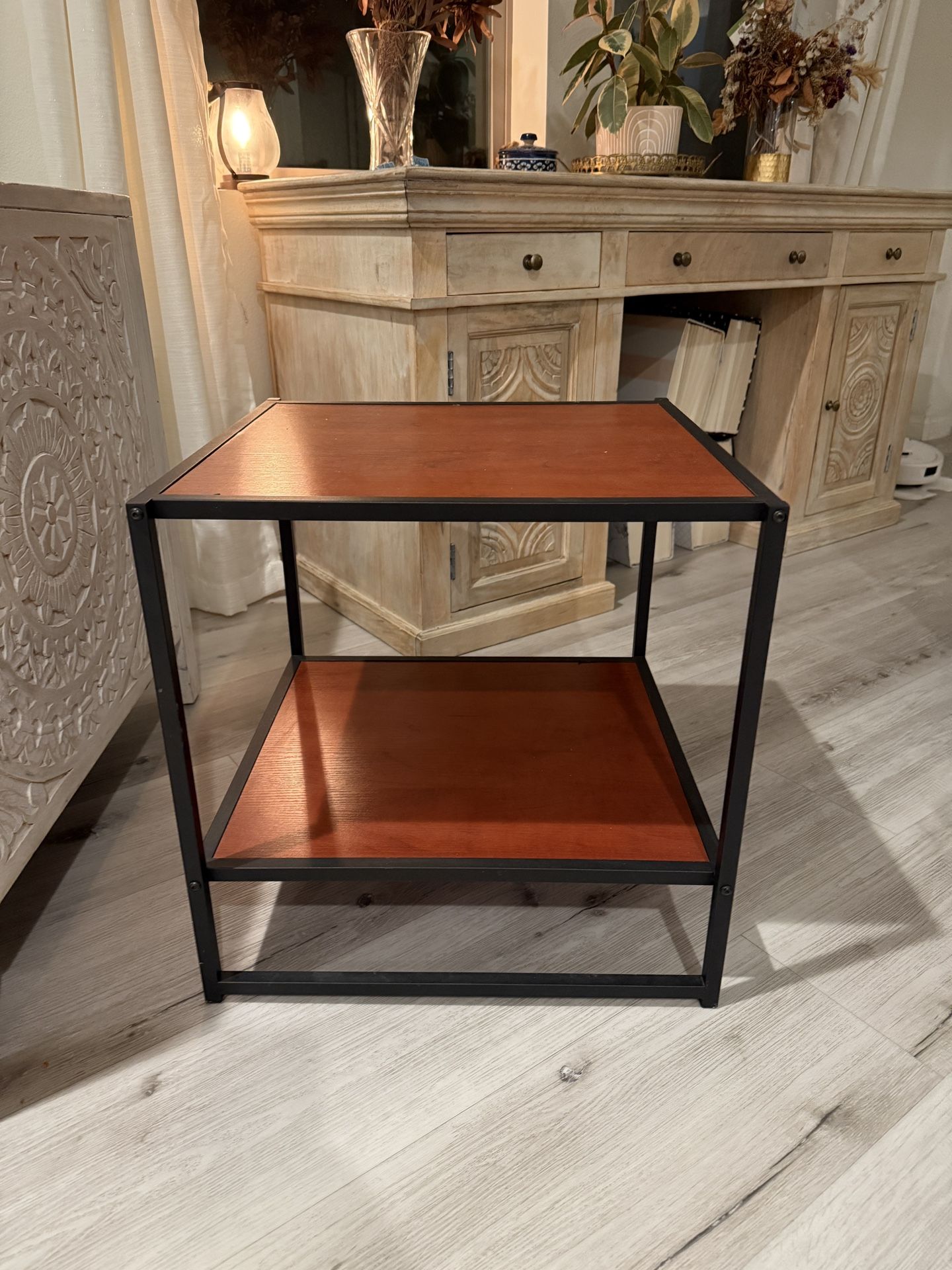 End Table - Black/brown