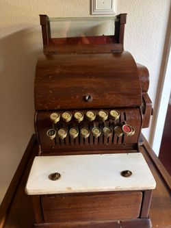 Cash Register (Antique)