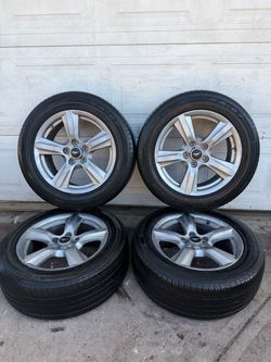 17 inch Ford Mustang Rims and tires