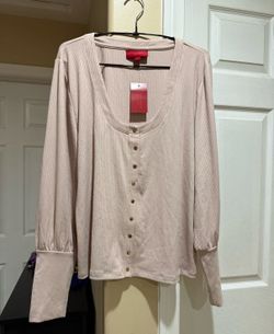 Women’s long sleeve blouse