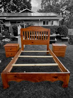 Traditional Pine Bedframe