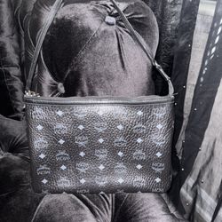 Authentic MCM Black Visetos Liz Shopper Tote Removable Pouch
