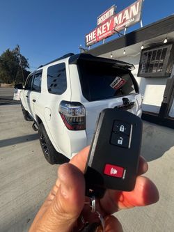 Llaves de autos / car keys and remotes