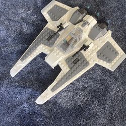RETIRED LEGO Star Wars Mandalorian Fang Fighter (Ship and Minifigure) - Set 75348