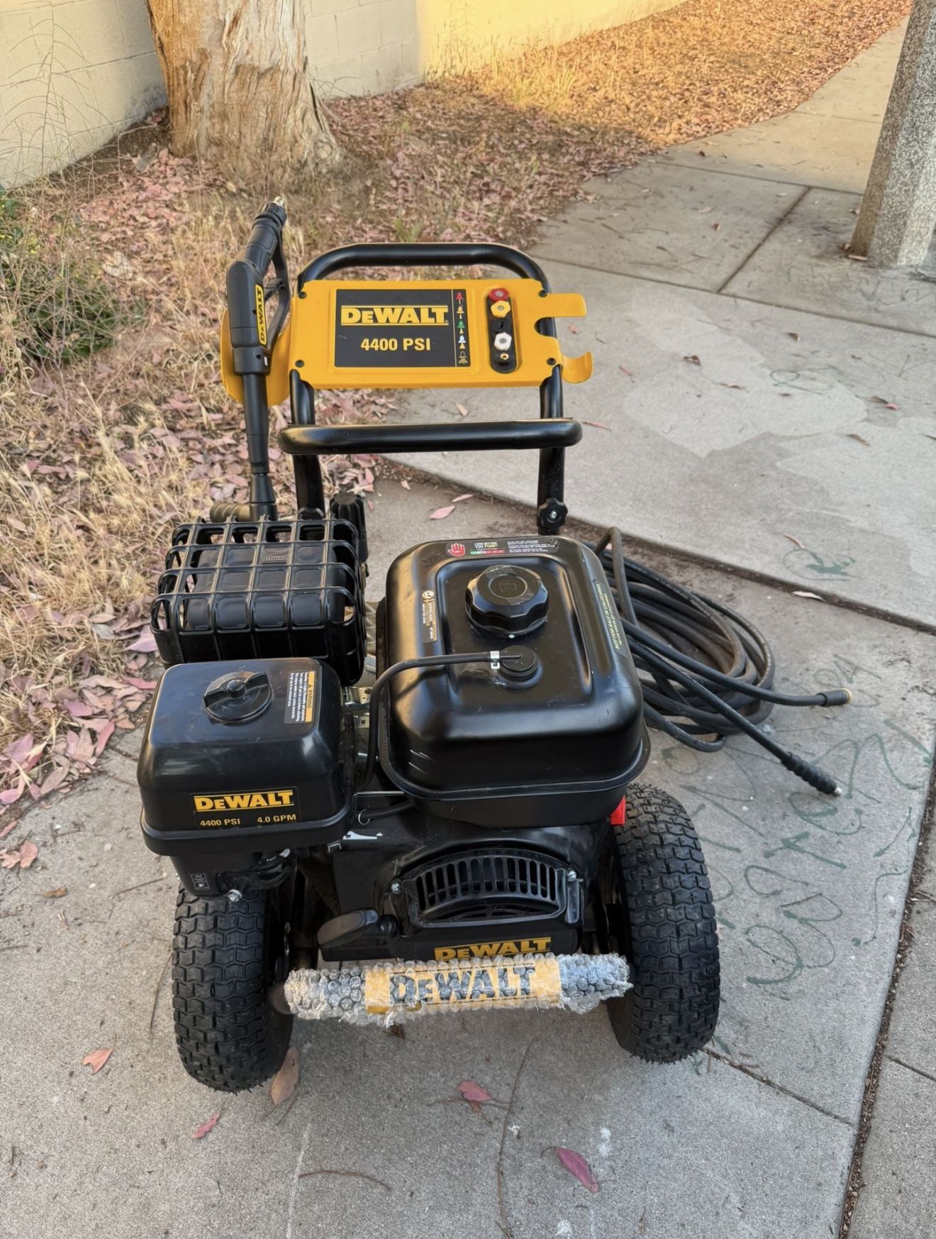 DEWALT Pressure Washer