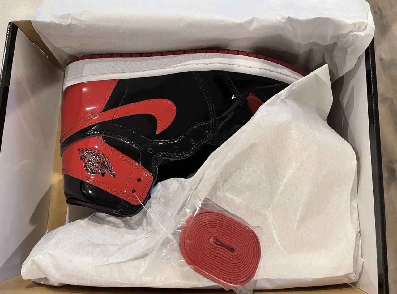 Air Jordan 1 Patent Bred 