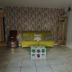 1 BED 1 BATH APARTMENT