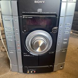 Sony Mini Hi-Fi Component System MHC-GX450 3-CD Changer w/ Subwoofer *No Remote
