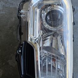 2016-2022Toyota Tacoma Headlight 
