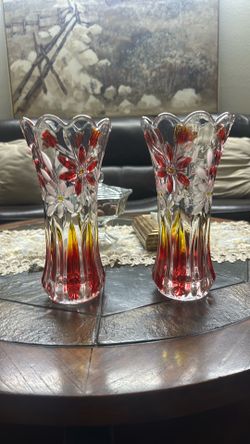 2 pc vases
