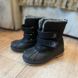 Little Kids Size 9 Cat And Jack Snow boot
