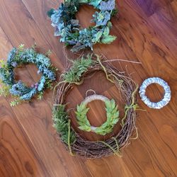 Wreaths And Candle Rings