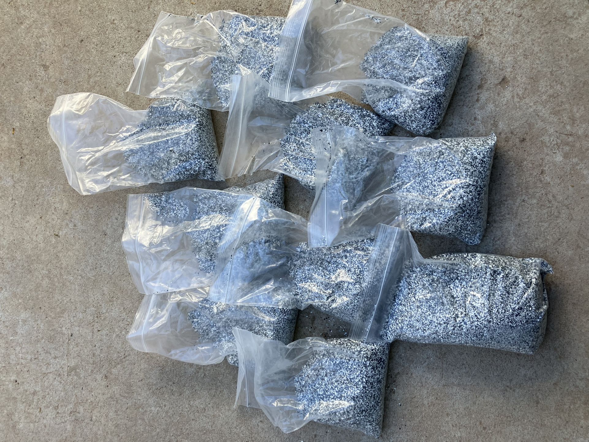 Epoxy Flakes 10 Packages 