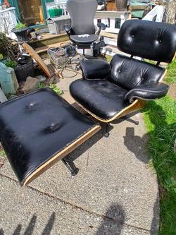 Reproduction Eames Lounge Chair And Ottomon Mid Century Modern Classic Comfortable