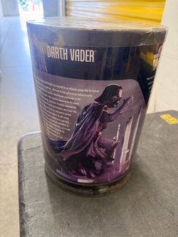 Star Wars Darth Vader Collectible Figure