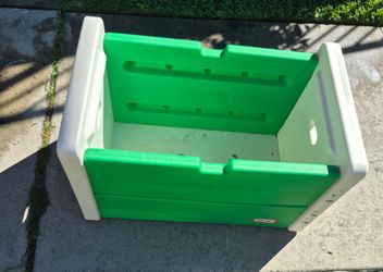 Toys storage box