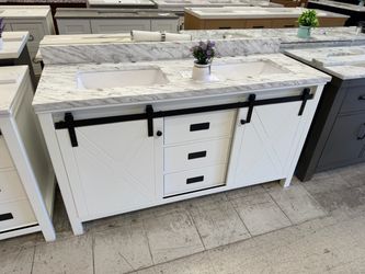 Bathroom cabinet