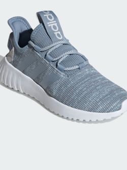 Adidas original women running shoes brand new size 7 1/2 firm price