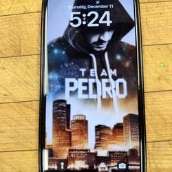 Apple iPhone 15 Pro Max 256GB Silver, Unlocked, And AirPods