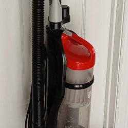 Dirt Devil vacuum 