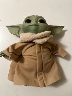 Baby yoda plush