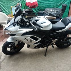 2020 Kawasaki Ninja 650 ABS