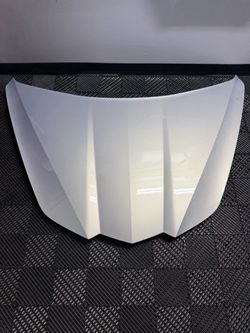 C8 Hood