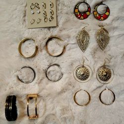 Assortment Of Jewelry 