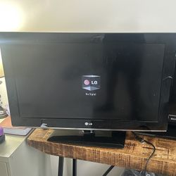 32 Inch LG TV