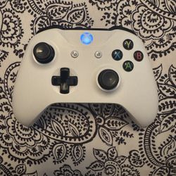 Xbox One S Controller (White) 