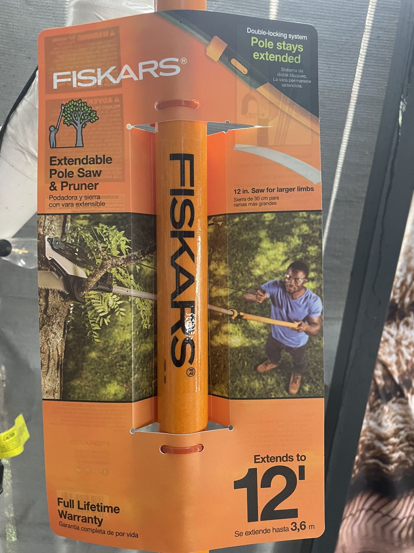 Fiskars Extendable Pole Saw & Pruner