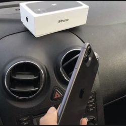 Iphone 11 64GB Phone With Box