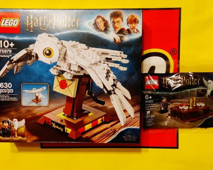 LEGO Harry Potter Hedwig Bundle 75979 and 30420