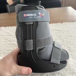 Breg Mini Walker (kids boot)