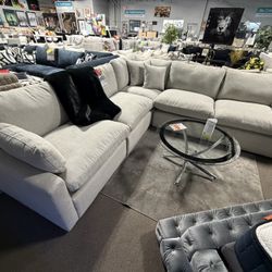 Cloud Reclining Sectional ☁️ ❤️😍 Easy Financing! 