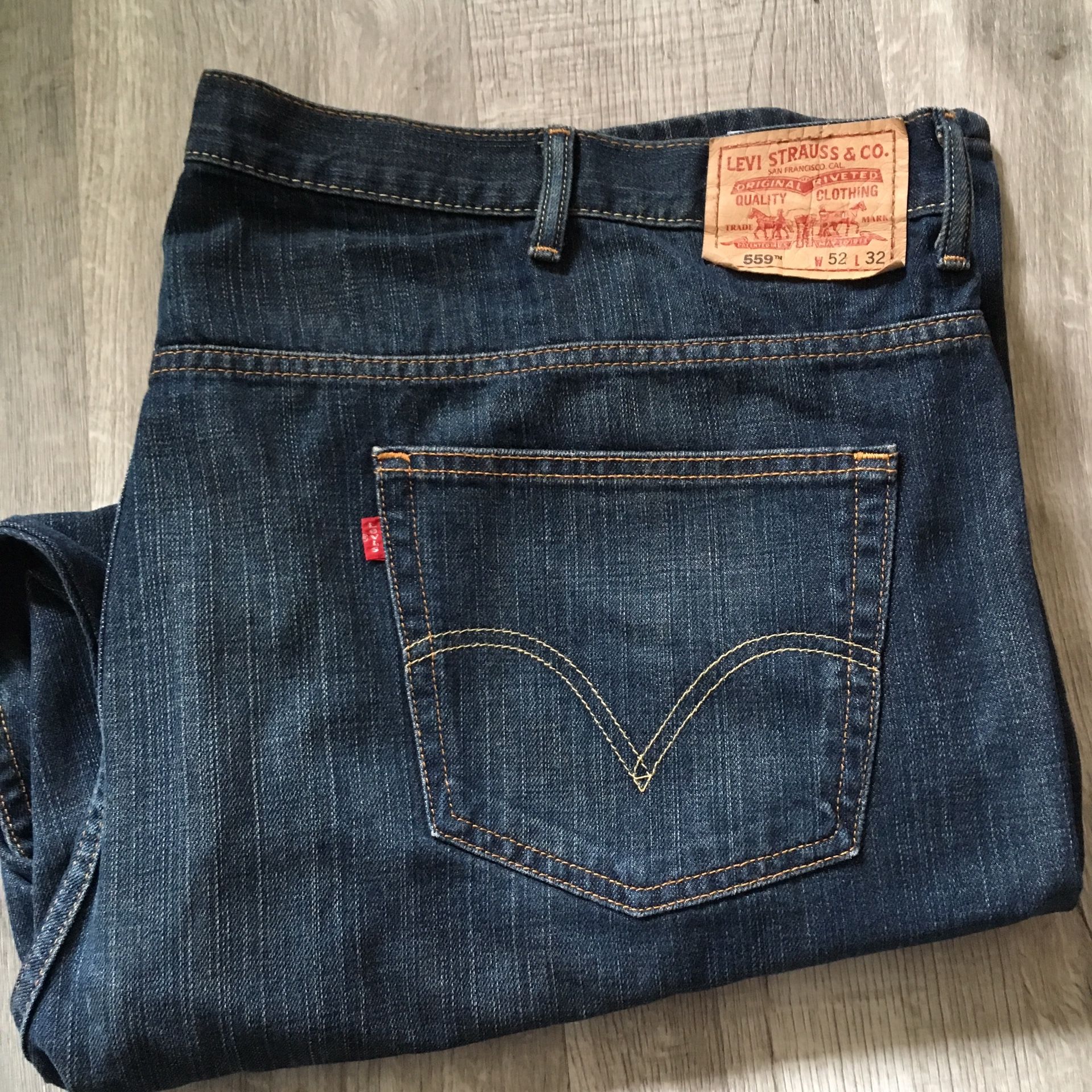 Levi’s big & Tall 52x32
