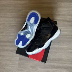 Jordan 11 Space Jam